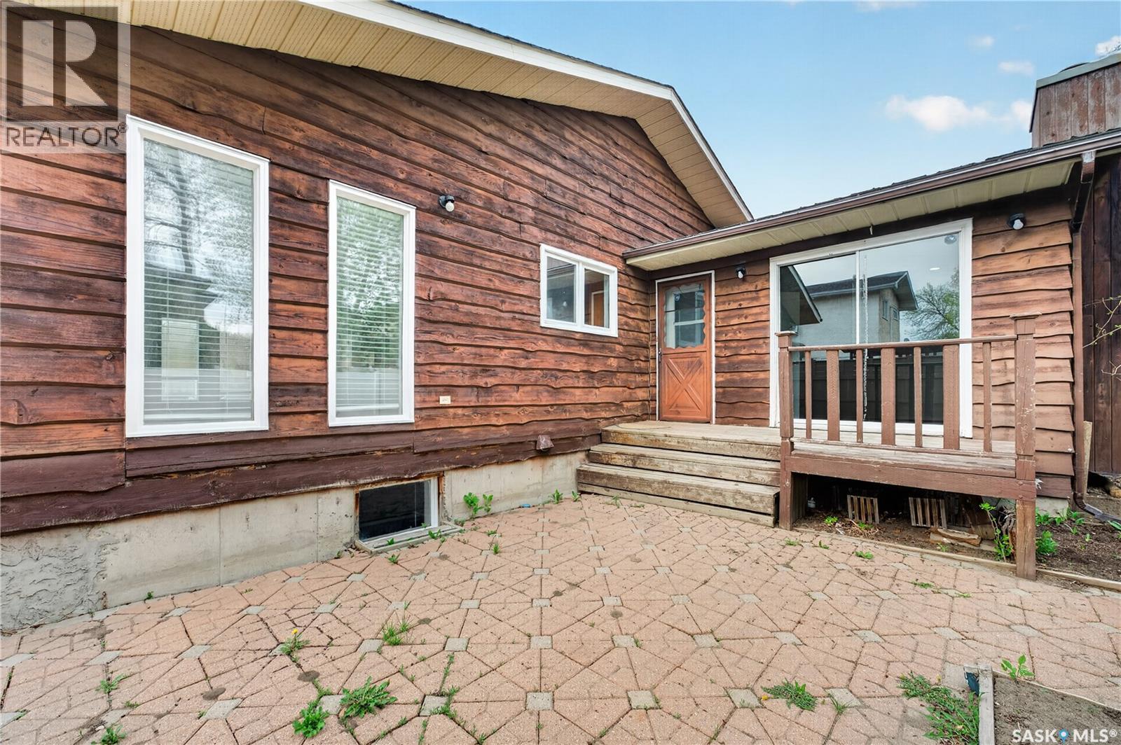 83 Groome Avenue, Regina, SK - Outdoor With Deck Patio Veranda With Exterior