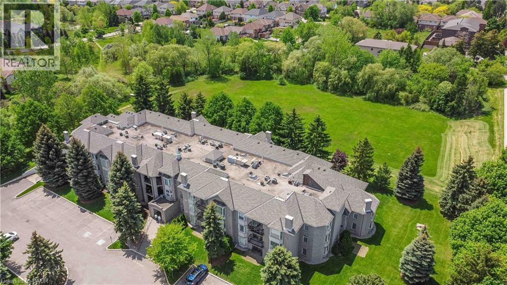 970 Golf Links Road Unit# 205, Ancaster, ON - Outdoor With View