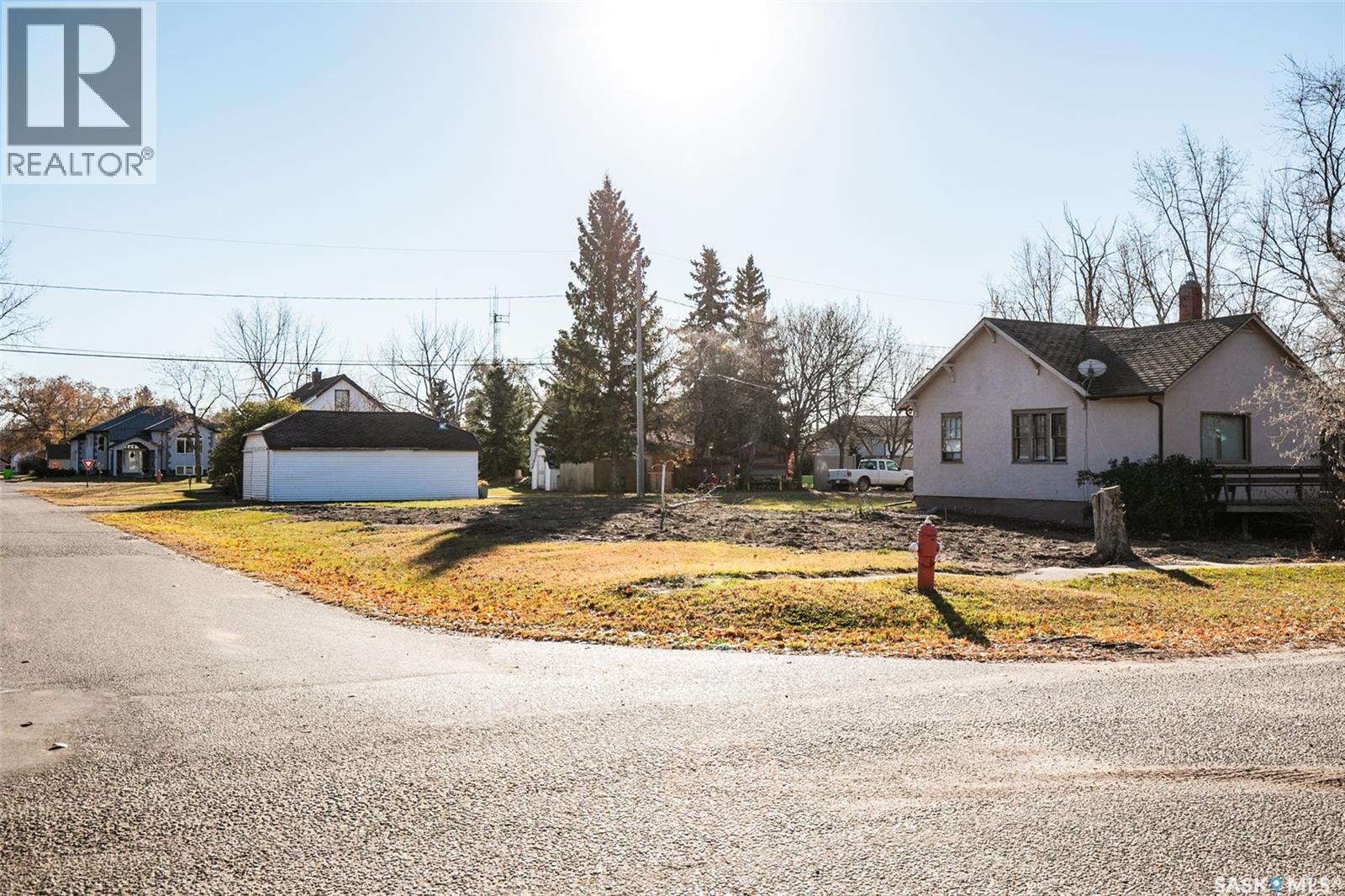 204 Chipman Street, Luseland, SK