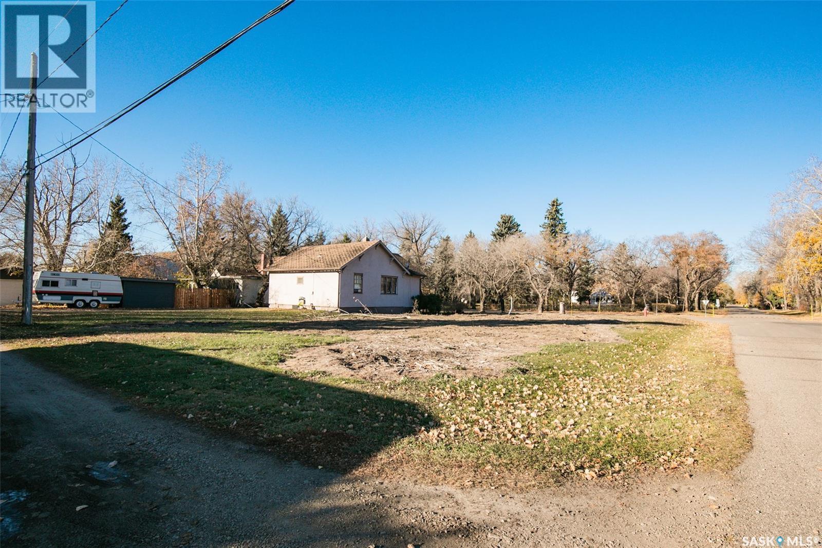 204 Chipman Street, Luseland, SK