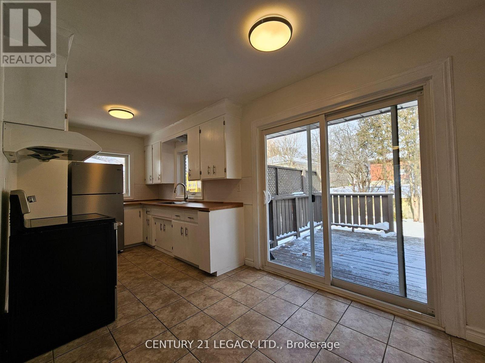 224 River Road E, Kitchener, ON - Indoor