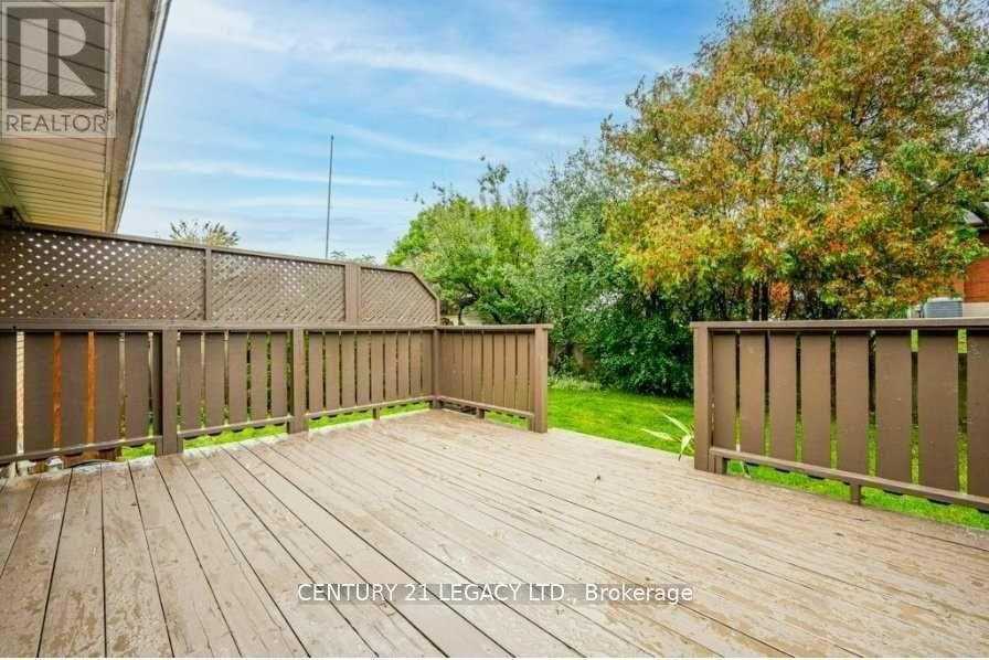 224 River Road E, Kitchener, ON - Outdoor With Deck Patio Veranda