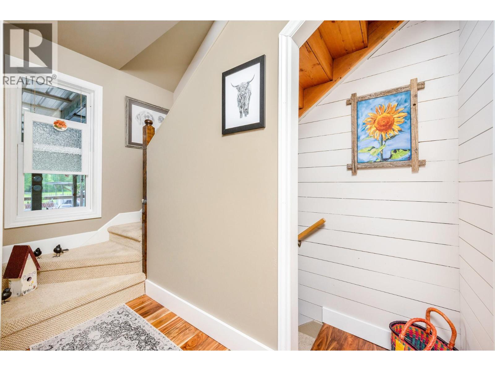 6934 Highway 6, Coldstream, BC - Indoor Photo Showing Other Room
