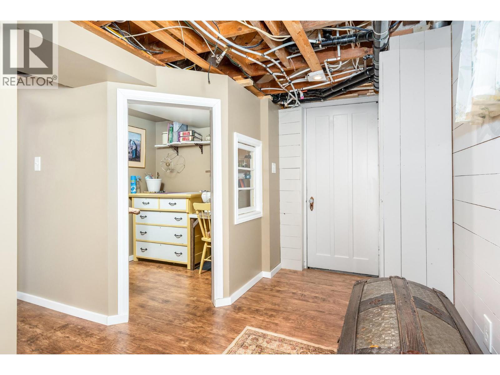 6934 Highway 6, Coldstream, BC - Indoor Photo Showing Other Room