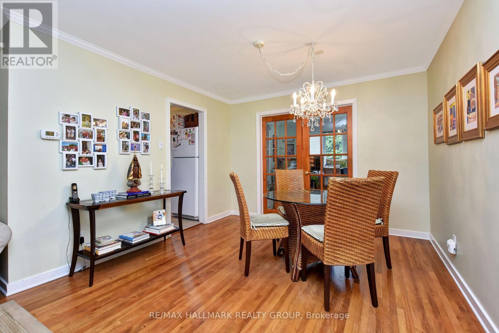 32 Arundel Avenue, Ottawa, ON - Indoor Photo Showing Dining Room