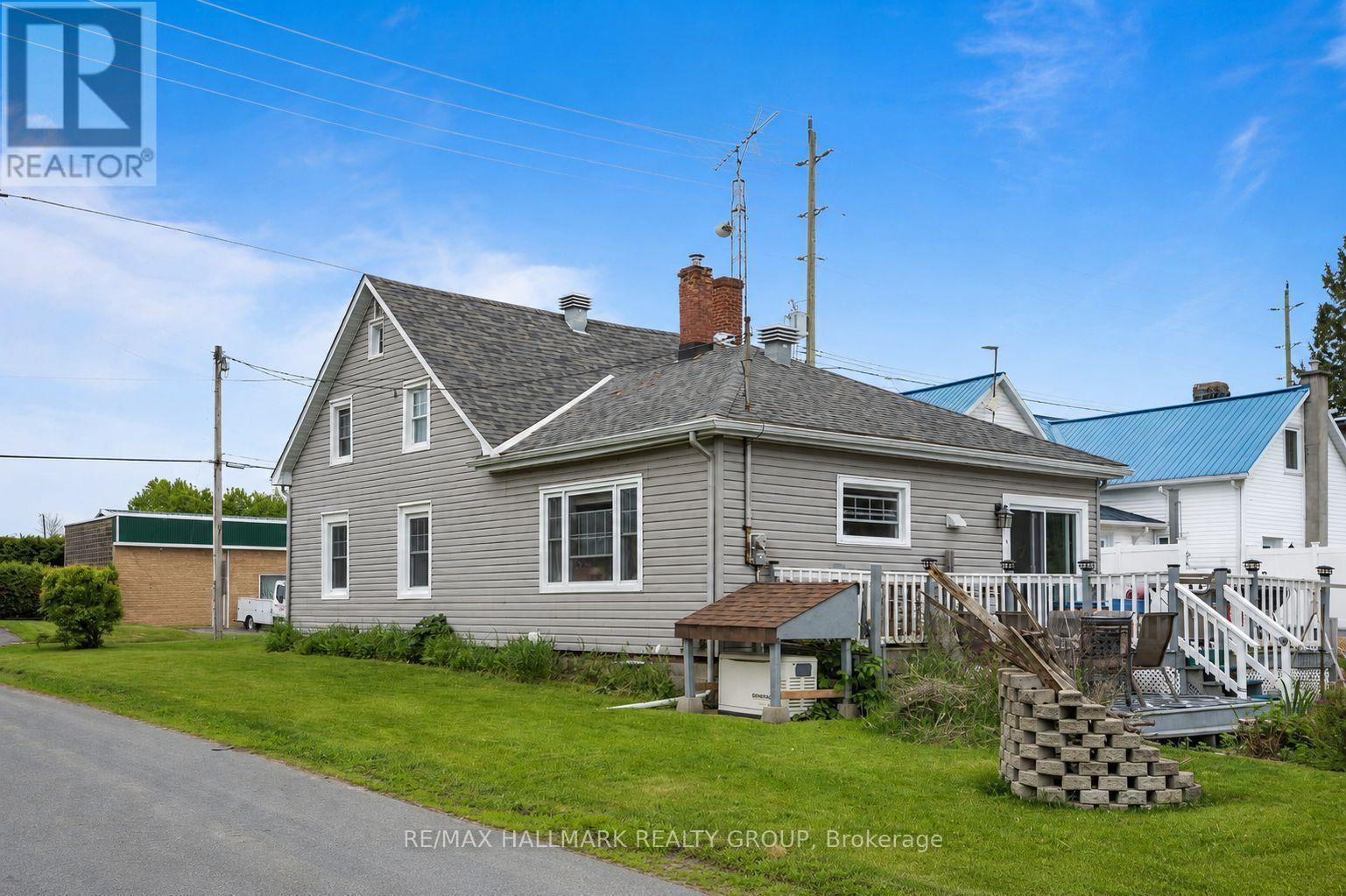 1127 Labrosse Road E, Hawkesbury, ON - Outdoor