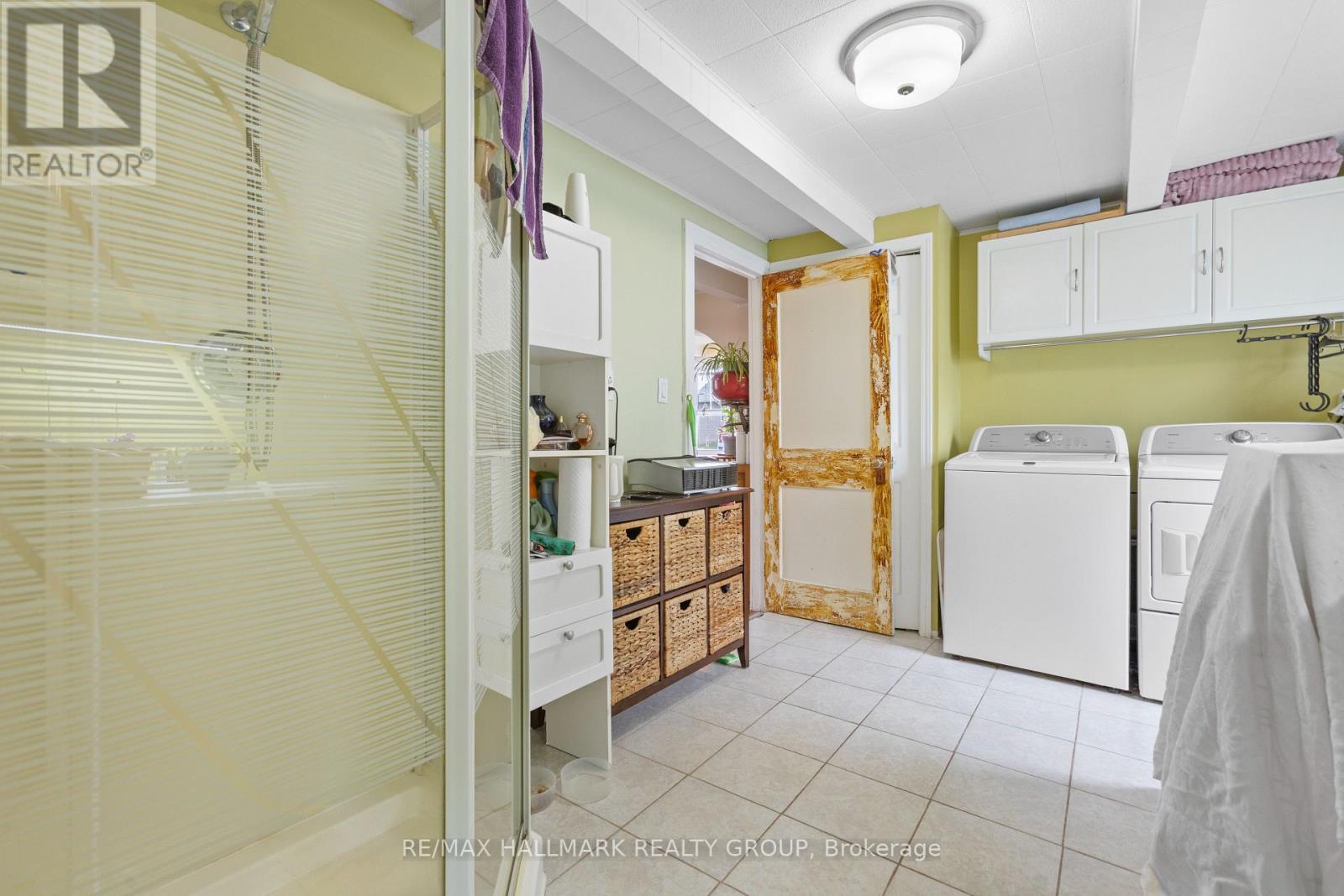 1127 Labrosse Road E, Hawkesbury, ON - Indoor Photo Showing Laundry Room