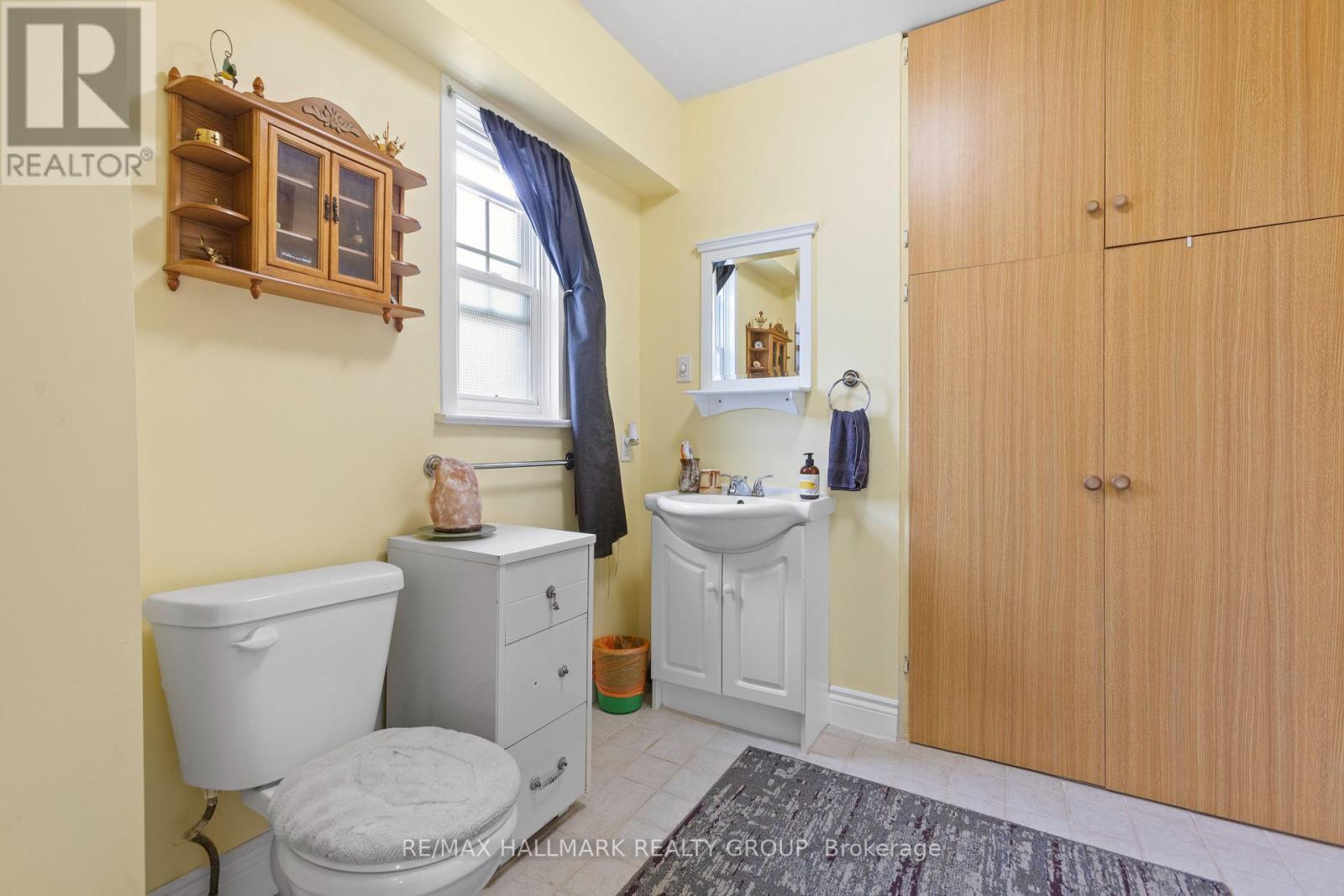 1127 Labrosse Road E, Hawkesbury, ON - Indoor Photo Showing Bathroom