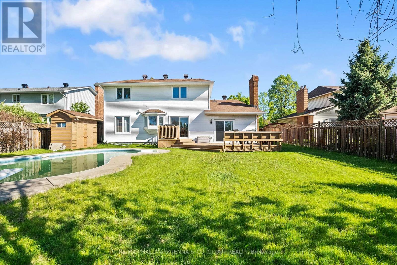 43 Elke Drive, Ottawa, ON - Outdoor With Backyard With Exterior