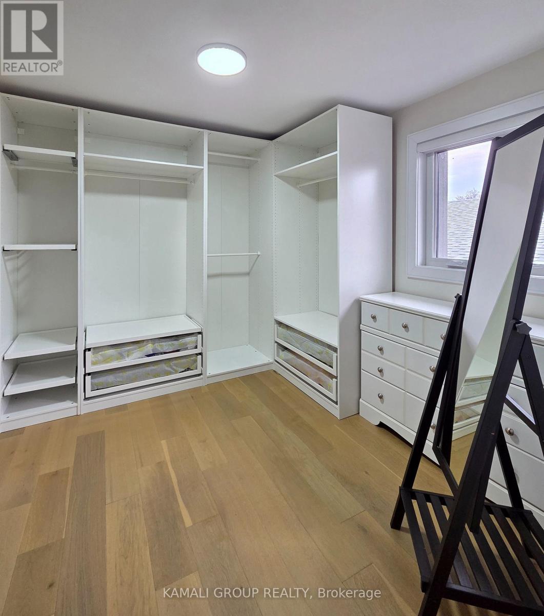 169 Charlton Boulevard, Toronto, ON - Indoor With Storage