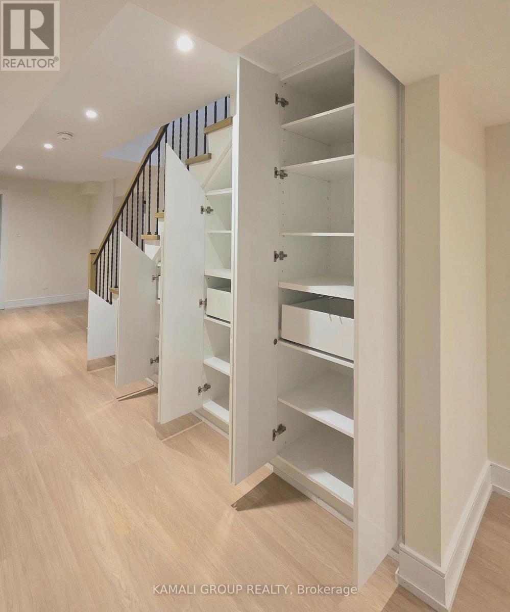 169 Charlton Boulevard, Toronto, ON - Indoor Photo Showing Other Room