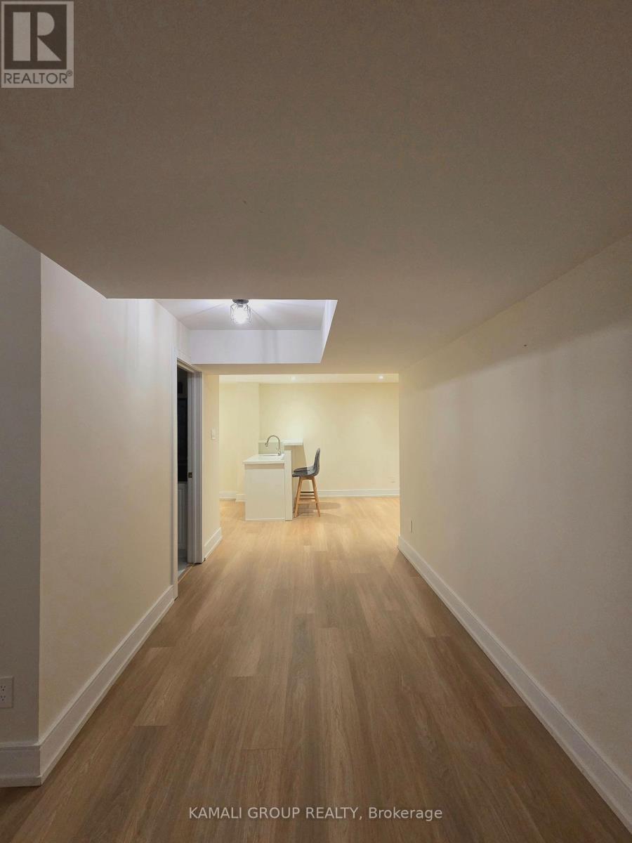 169 Charlton Boulevard, Toronto, ON - Indoor Photo Showing Other Room