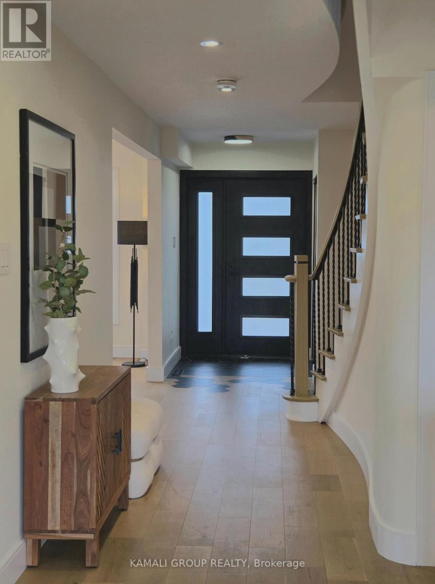 169 Charlton Boulevard, Toronto, ON - Indoor Photo Showing Other Room