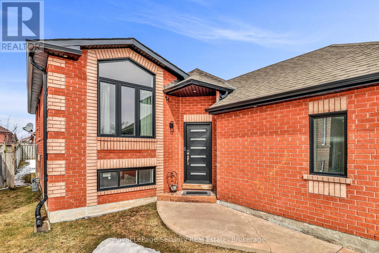 1280 Forest Street, Innisfil, ON - Outdoor With Exterior