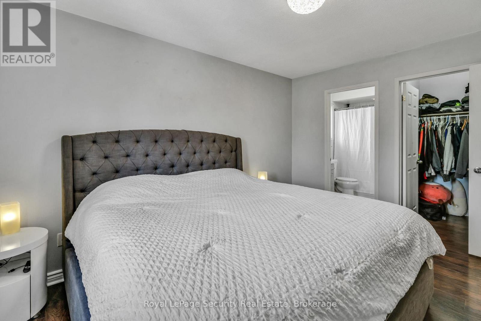 1280 Forest Street, Innisfil, ON - Indoor Photo Showing Bedroom