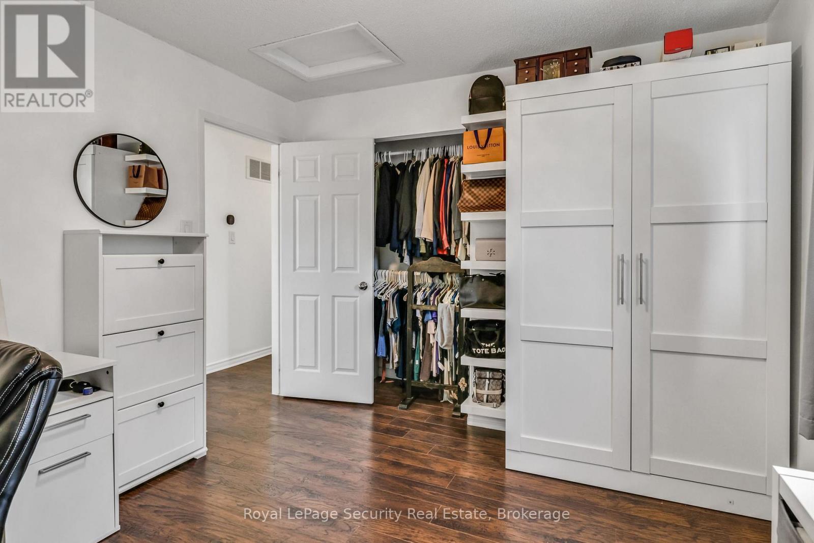 1280 Forest Street, Innisfil, ON - Indoor Photo Showing Other Room
