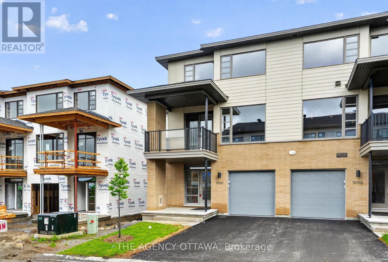 3061 Showcase Crescent, Ottawa, ON - Outdoor With Facade