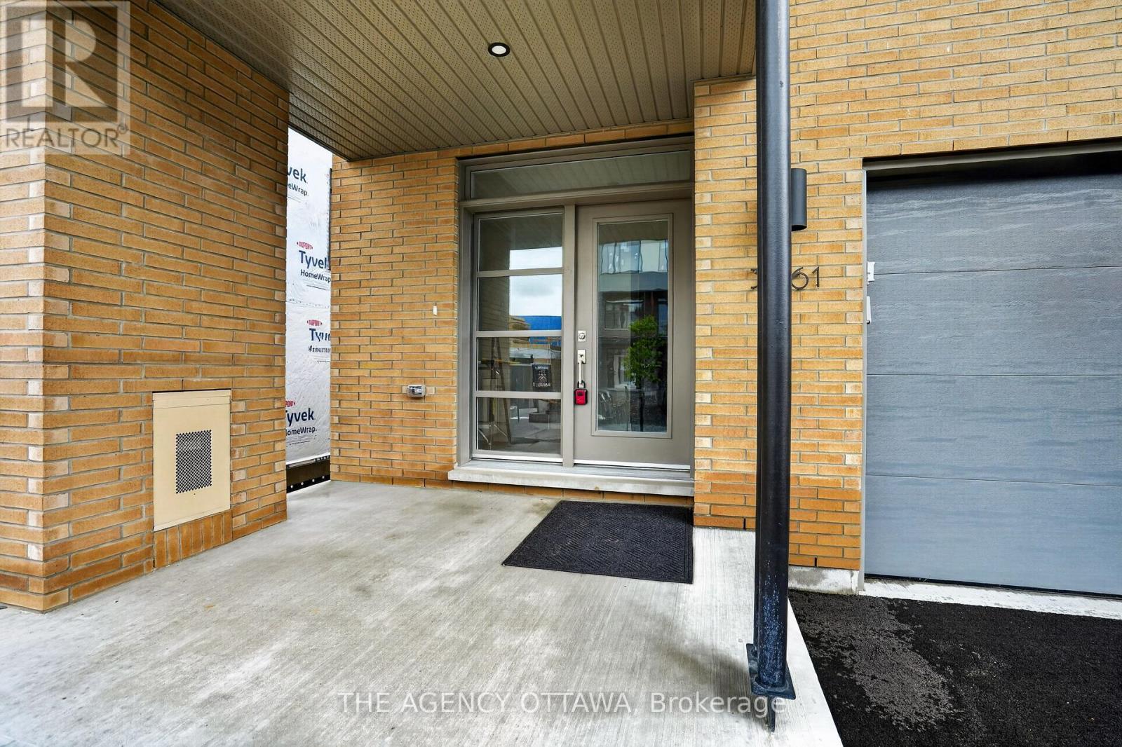 3061 Showcase Crescent, Ottawa, ON - Outdoor With Exterior