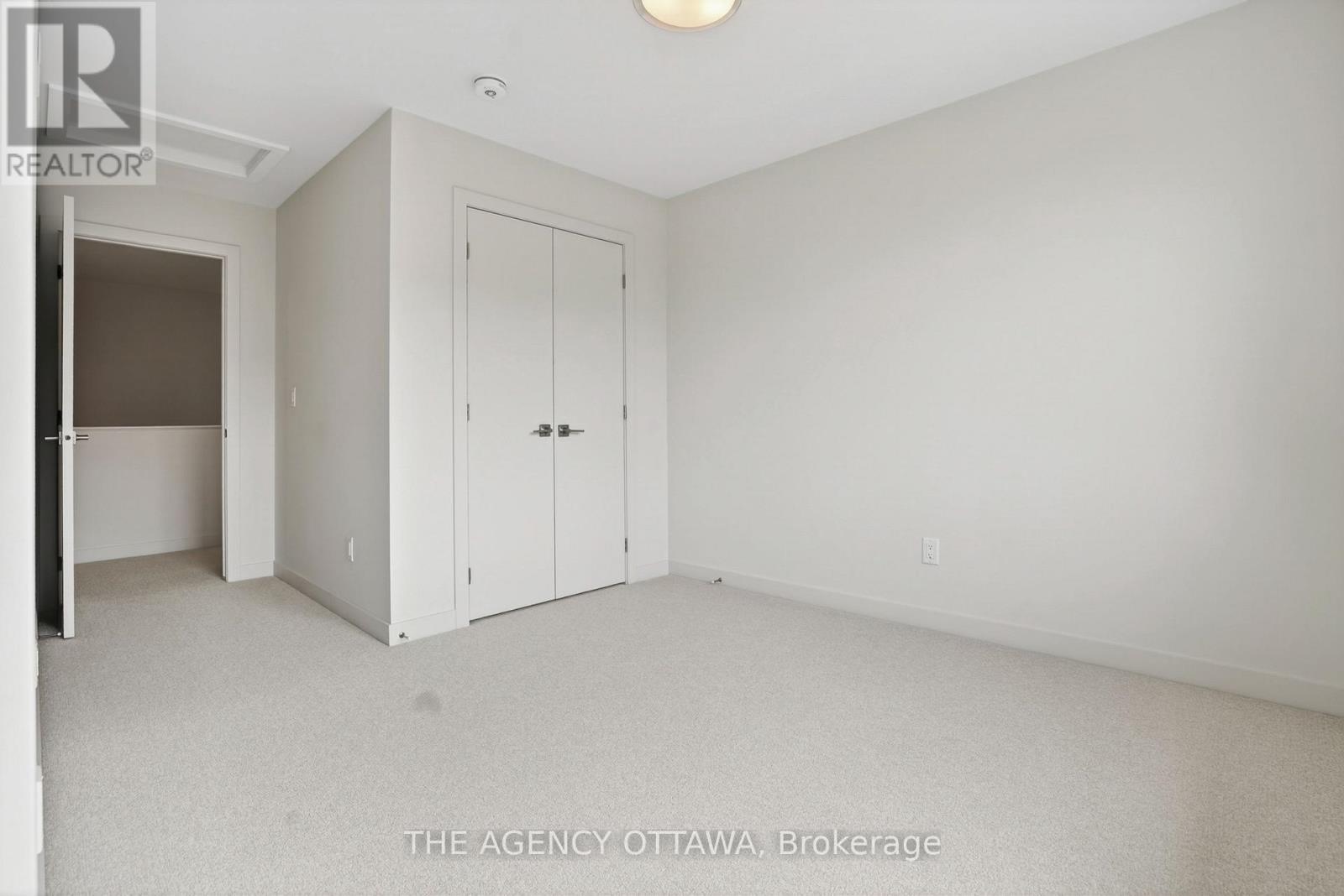 3061 Showcase Crescent, Ottawa, ON - Indoor Photo Showing Other Room