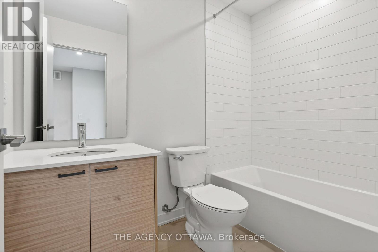3061 Showcase Crescent, Ottawa, ON - Indoor Photo Showing Bathroom