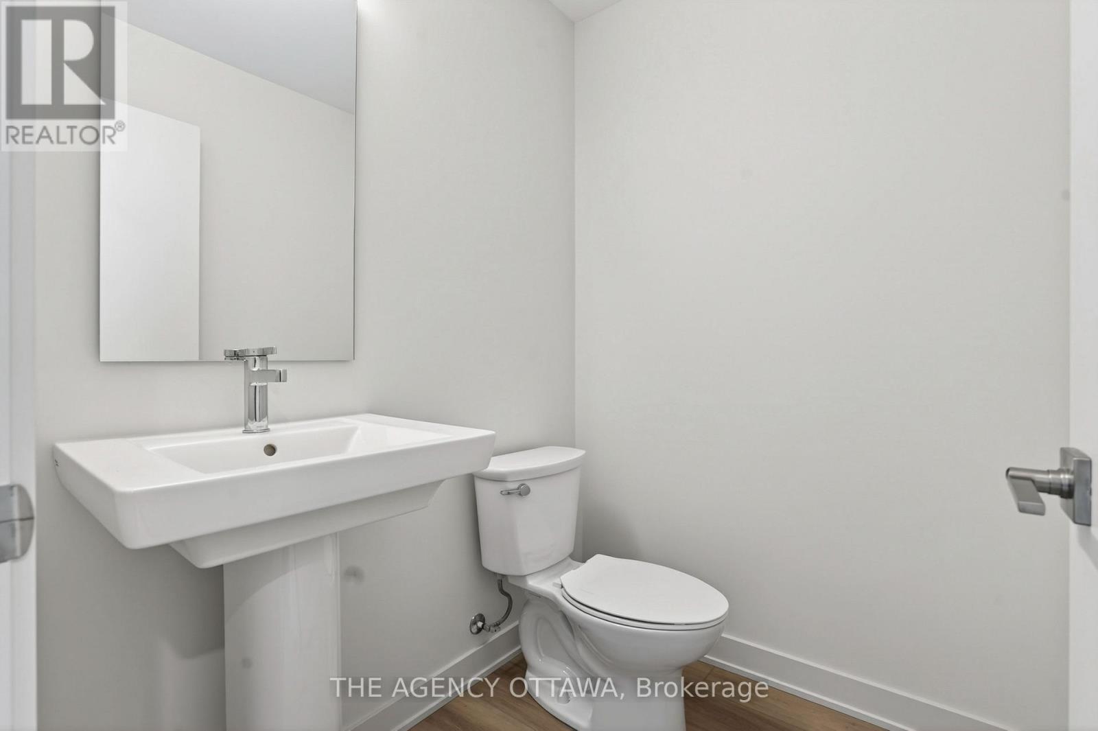 3061 Showcase Crescent, Ottawa, ON - Indoor Photo Showing Bathroom