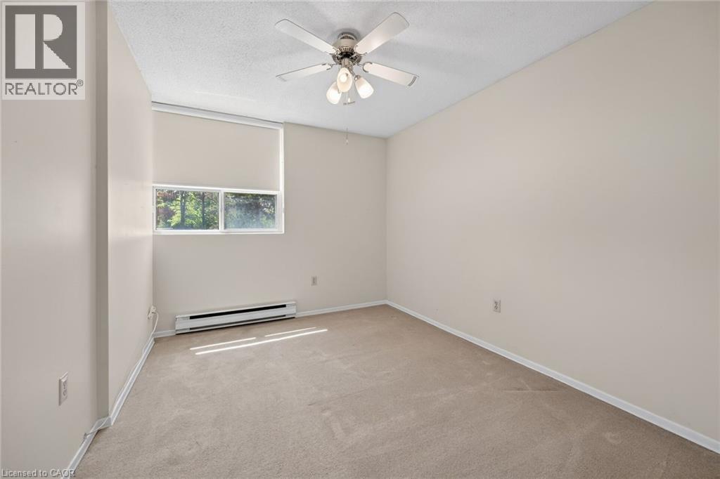 700 Dynes Road Unit# 101, Burlington, ON - Indoor Photo Showing Other Room