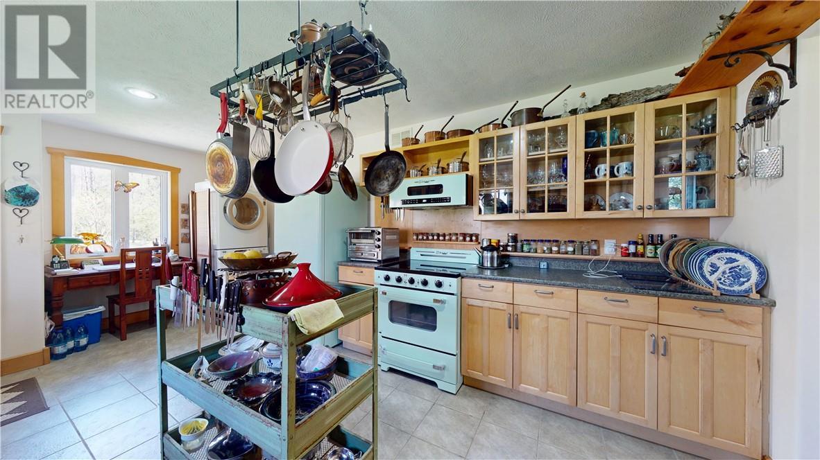 80 Steven Street, Gore Bay, ON - Indoor
