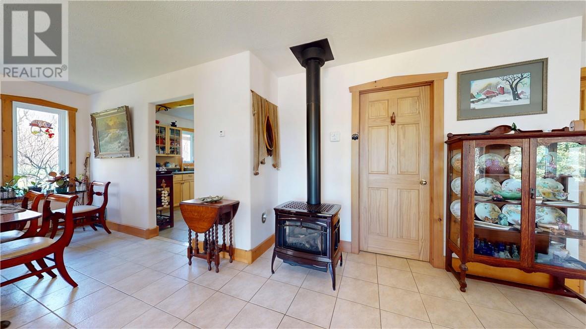 80 Steven Street, Gore Bay, ON - Indoor