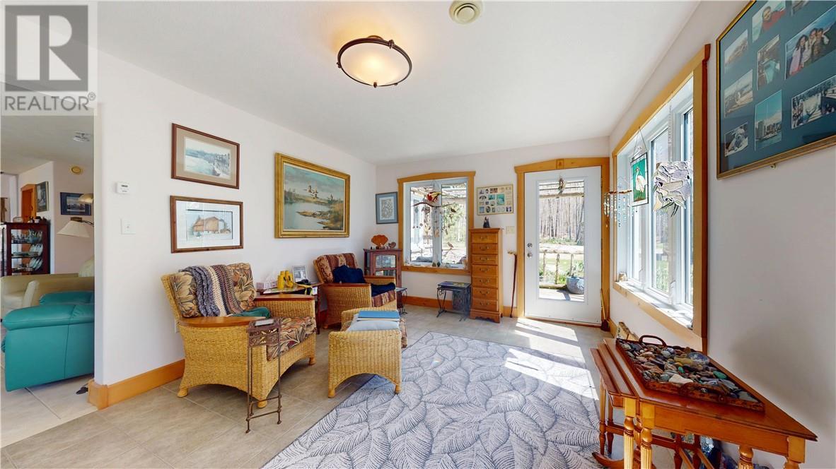 80 Steven Street, Gore Bay, ON - Indoor Photo Showing Other Room