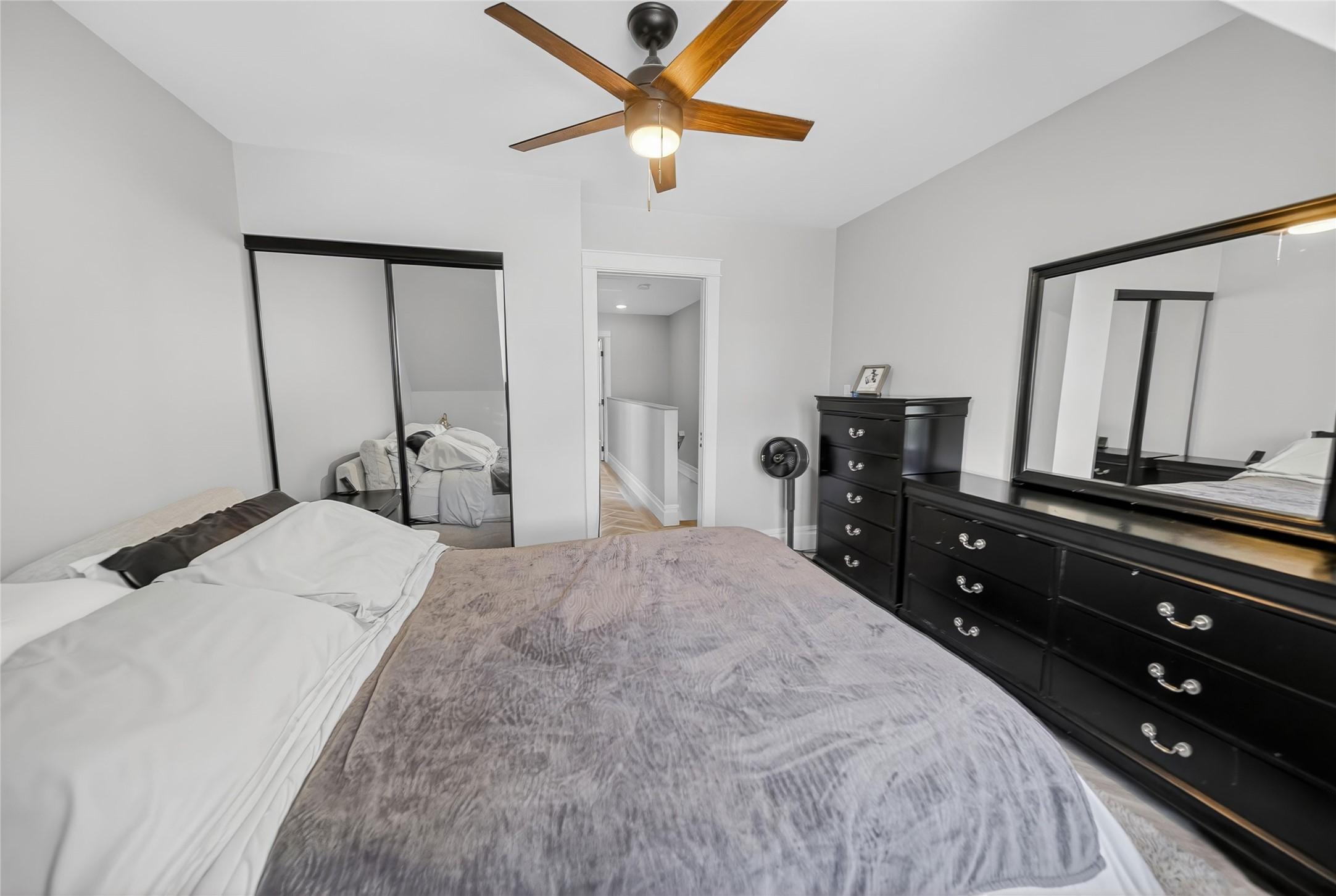 208-1004 23Rd Avenue, Cranbrook, BC - Indoor Photo Showing Bedroom