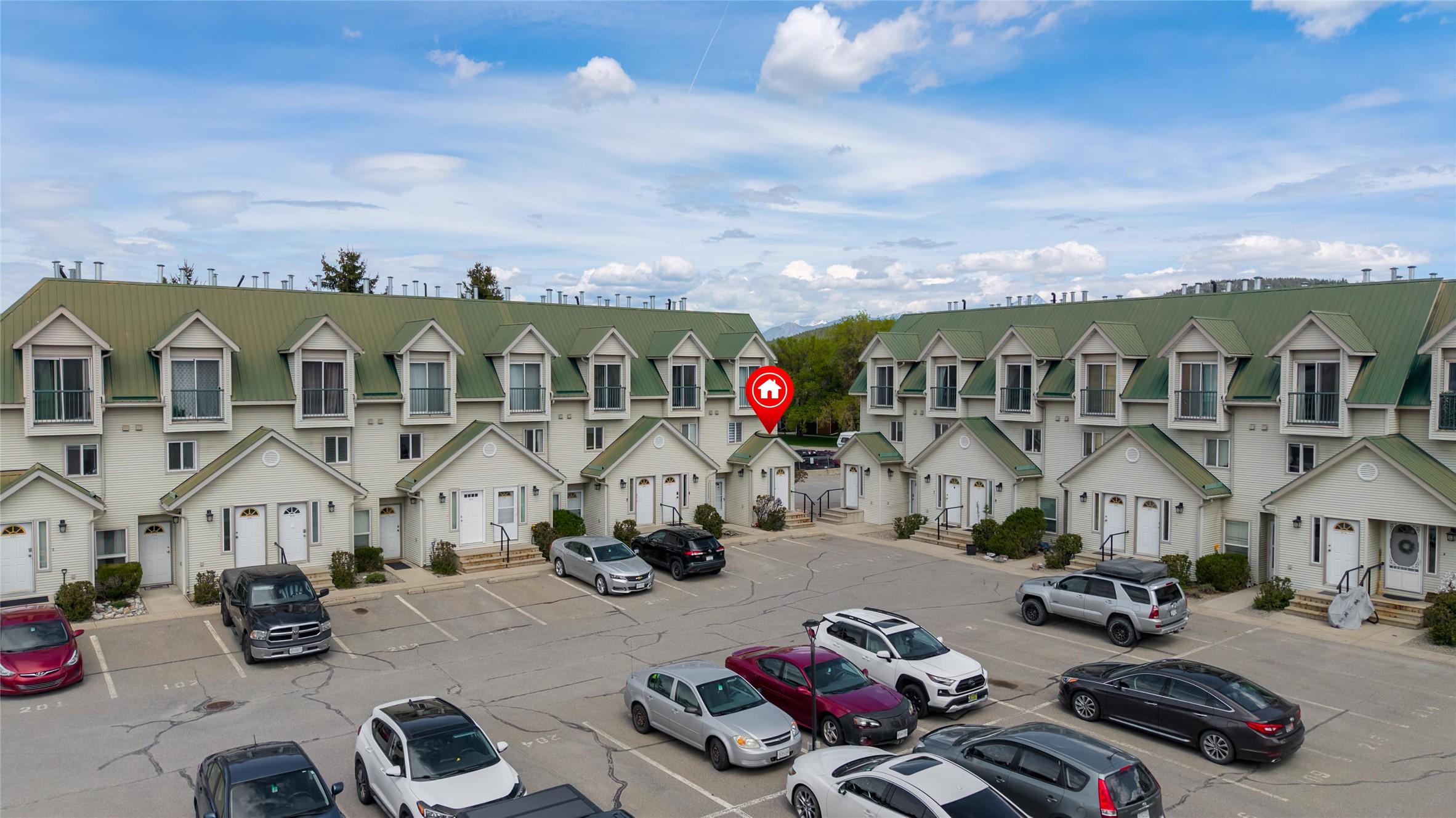 208-1004 23Rd Avenue, Cranbrook, BC - Outdoor With Facade