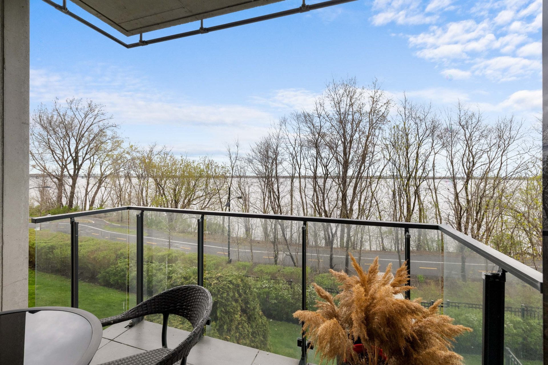 Vue sur l'eau - 202-299 Rue De La Rotonde, Montréal (Verdun/Île-Des-Soeurs), QC - Outdoor With Balcony