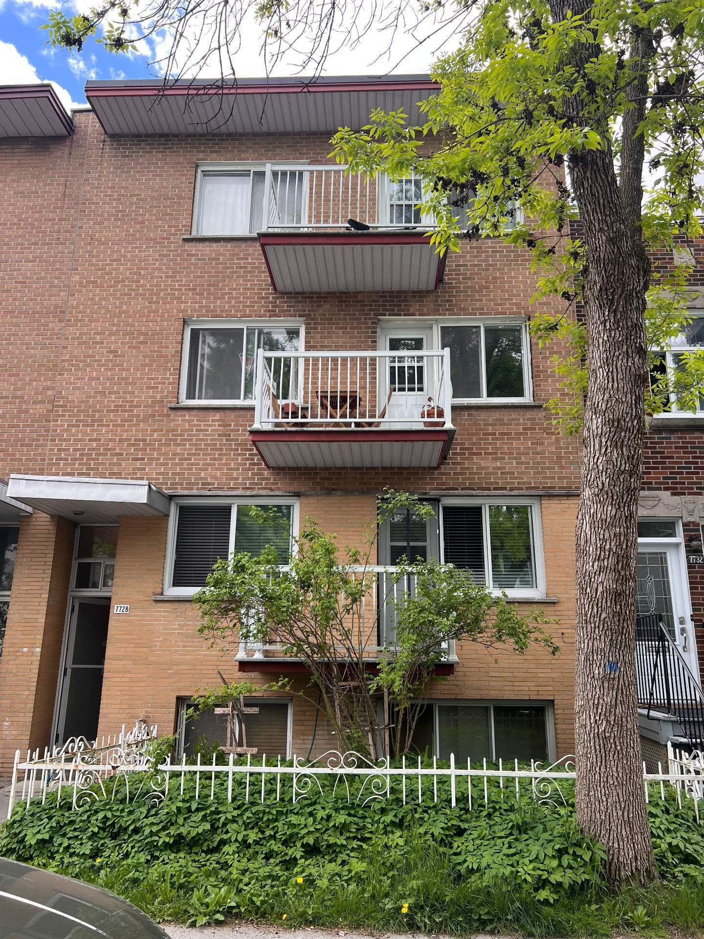 Front of Structure - 2-7728 Av. De L'Épée, Montréal (Villeray/Saint-Michel/Parc-Extension), QC - Outdoor With Exterior