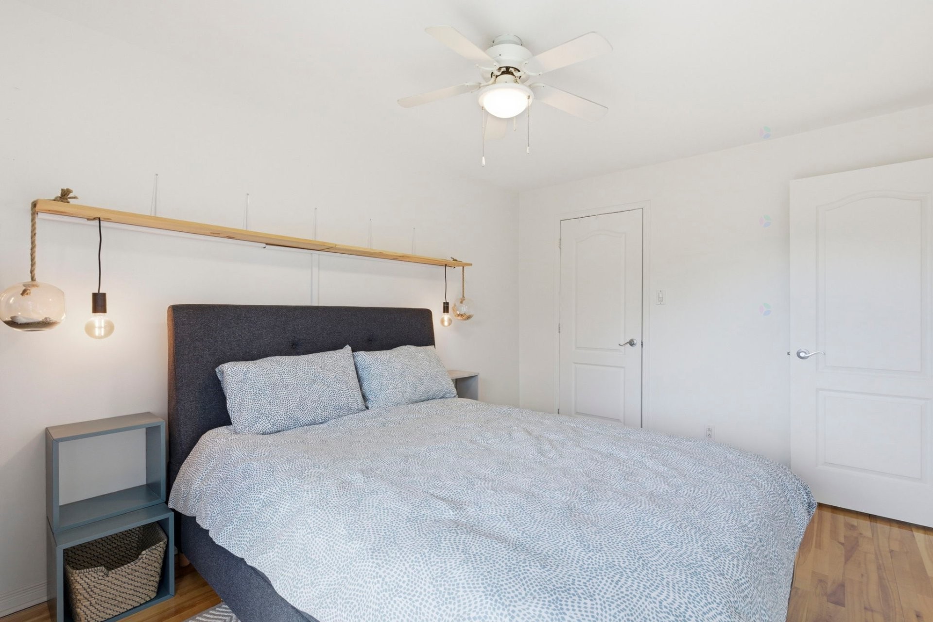 Master Bedroom - 5-1310 Rue Jarry E., Montréal (Villeray/Saint-Michel/Parc-Extension), QC - Indoor Photo Showing Bedroom