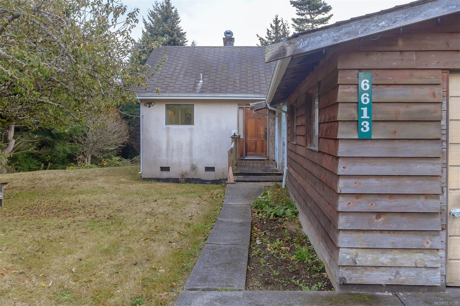 6613 Sooke Rd, Sooke, BC