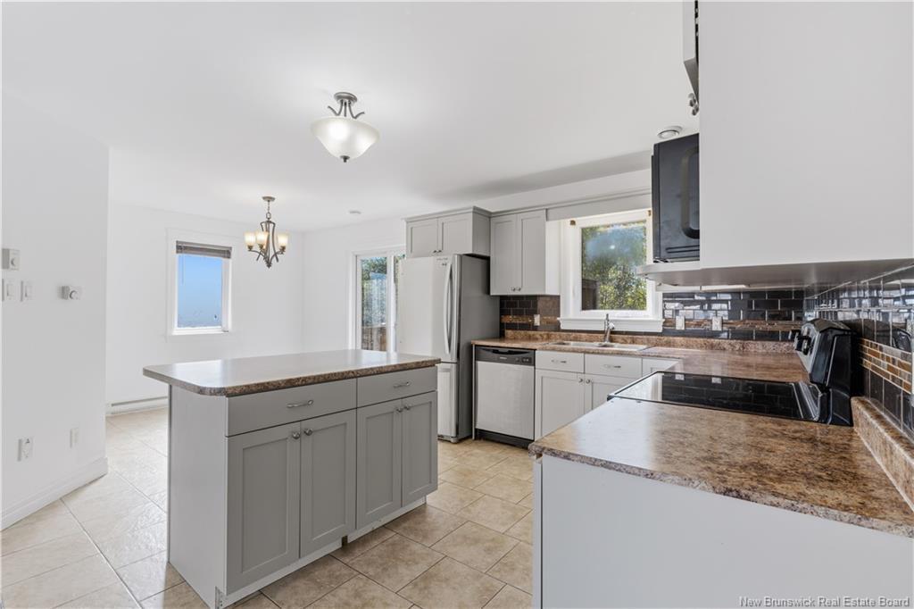 899 Bernard St, Dieppe, NB