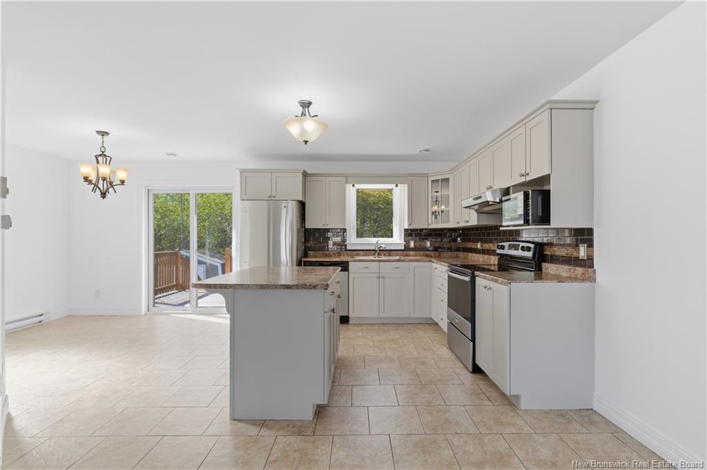 899 Bernard St, Dieppe, NB