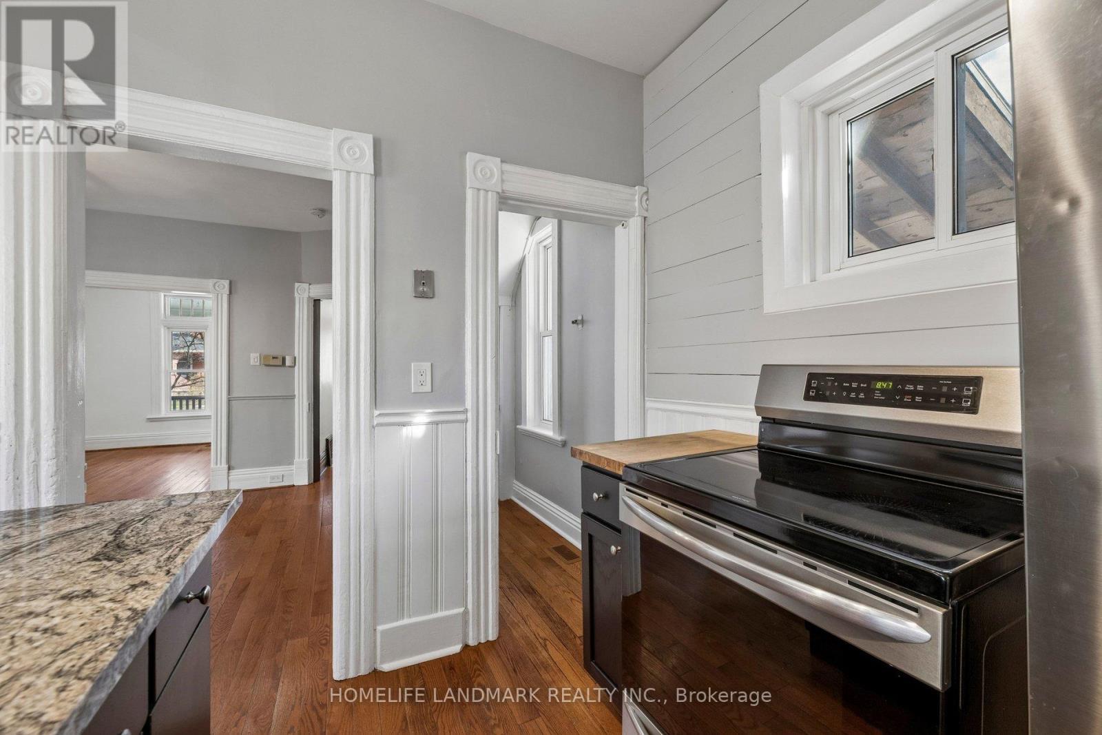 457 Bolivar Street, Peterborough, ON - Indoor Photo Showing Kitchen
