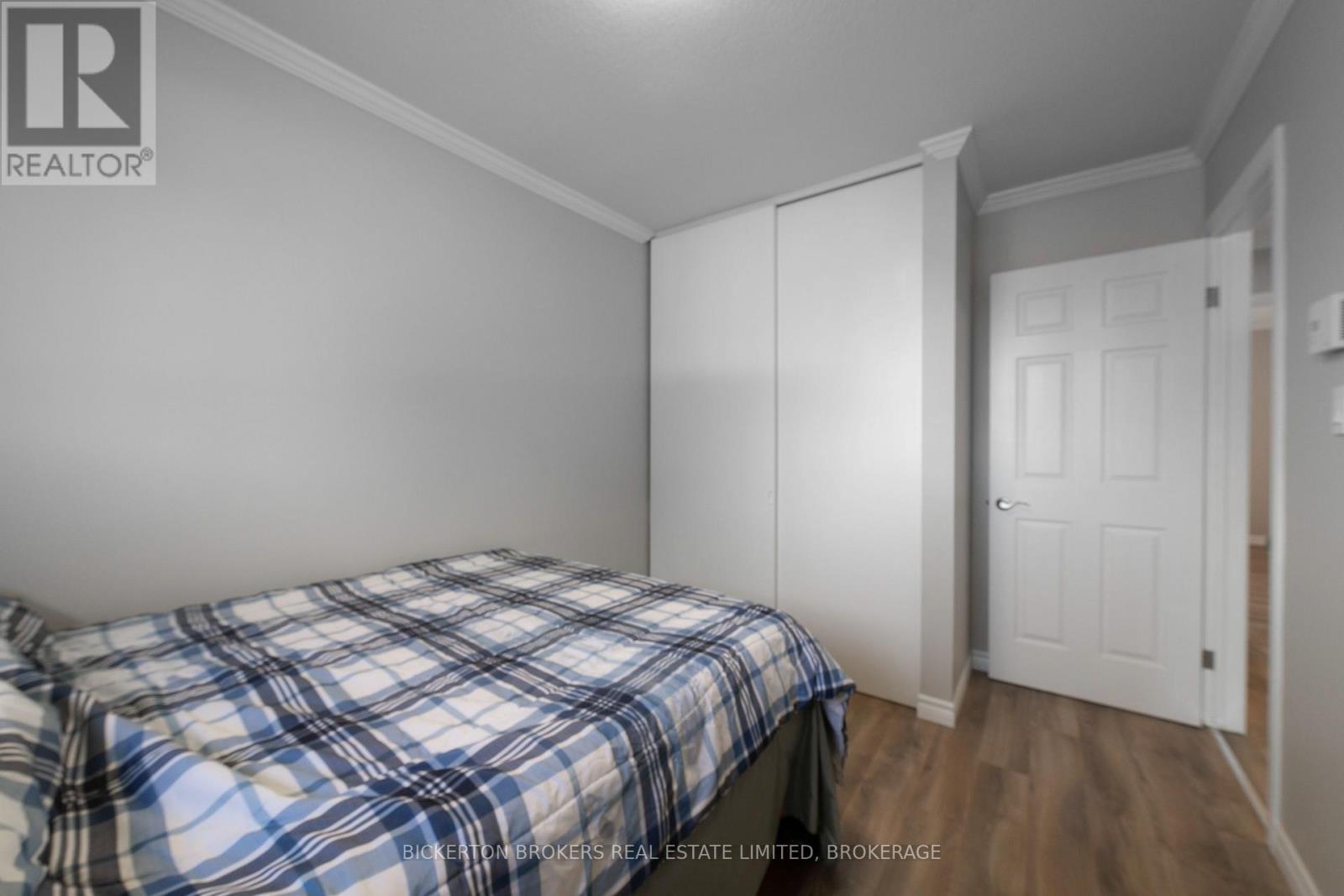 11 - 316 Forsyth Street, Gananoque, ON - Indoor Photo Showing Bedroom