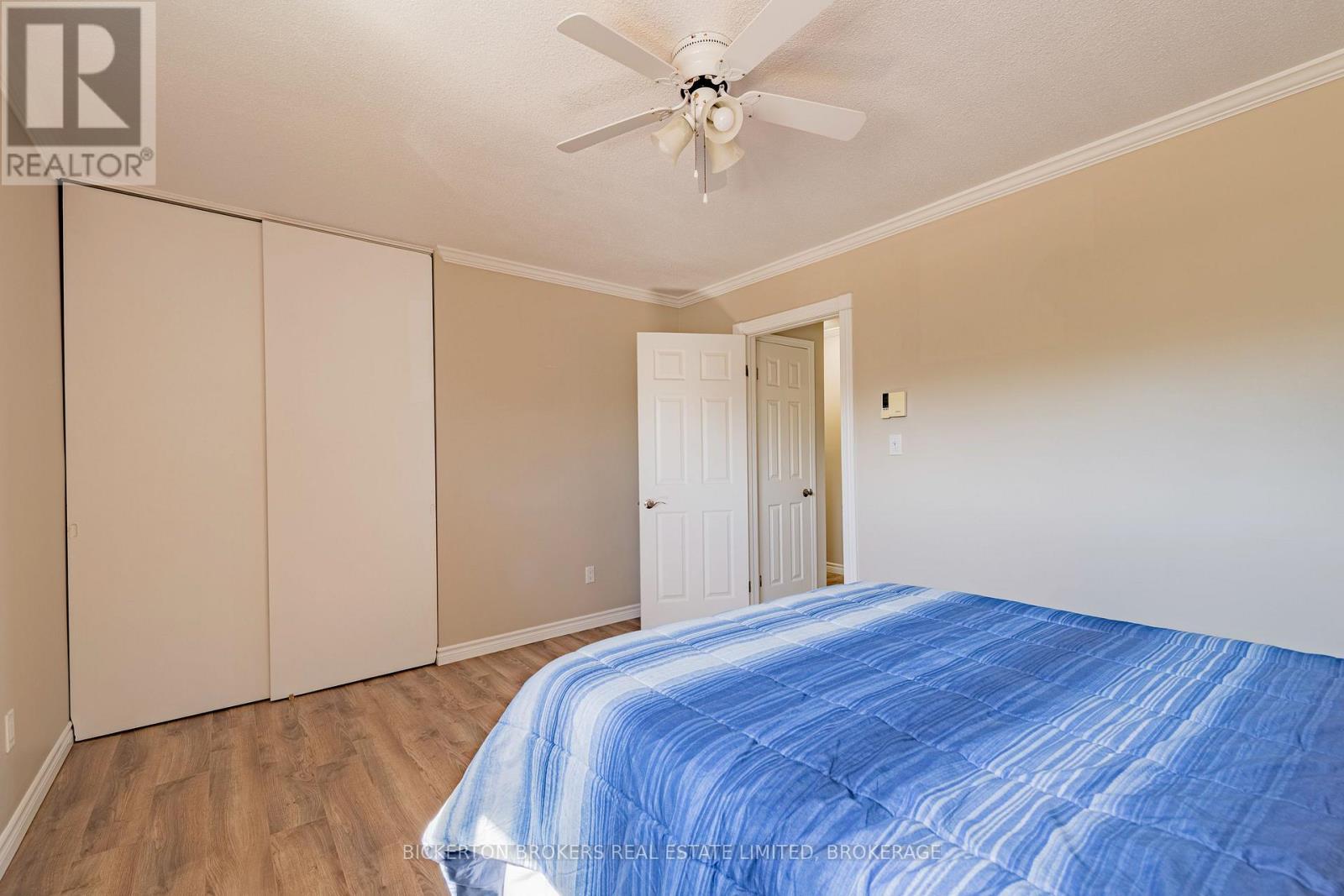 11 - 316 Forsyth Street, Gananoque, ON - Indoor Photo Showing Bedroom