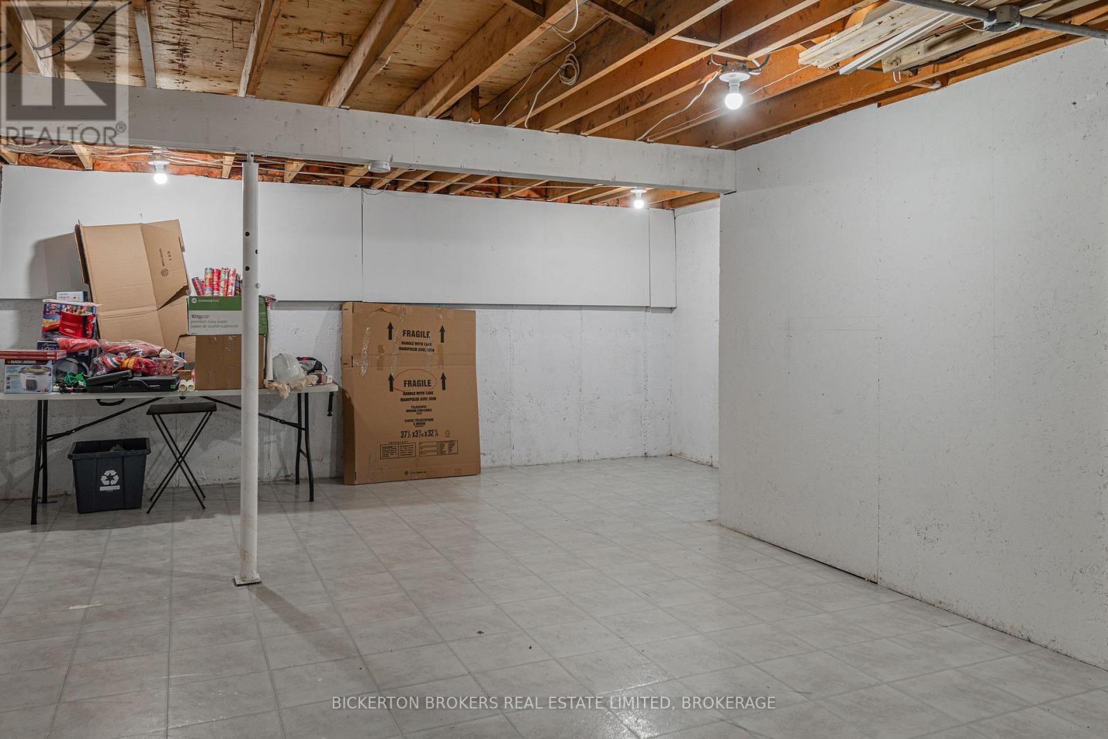 11 - 316 Forsyth Street, Gananoque, ON - Indoor Photo Showing Basement