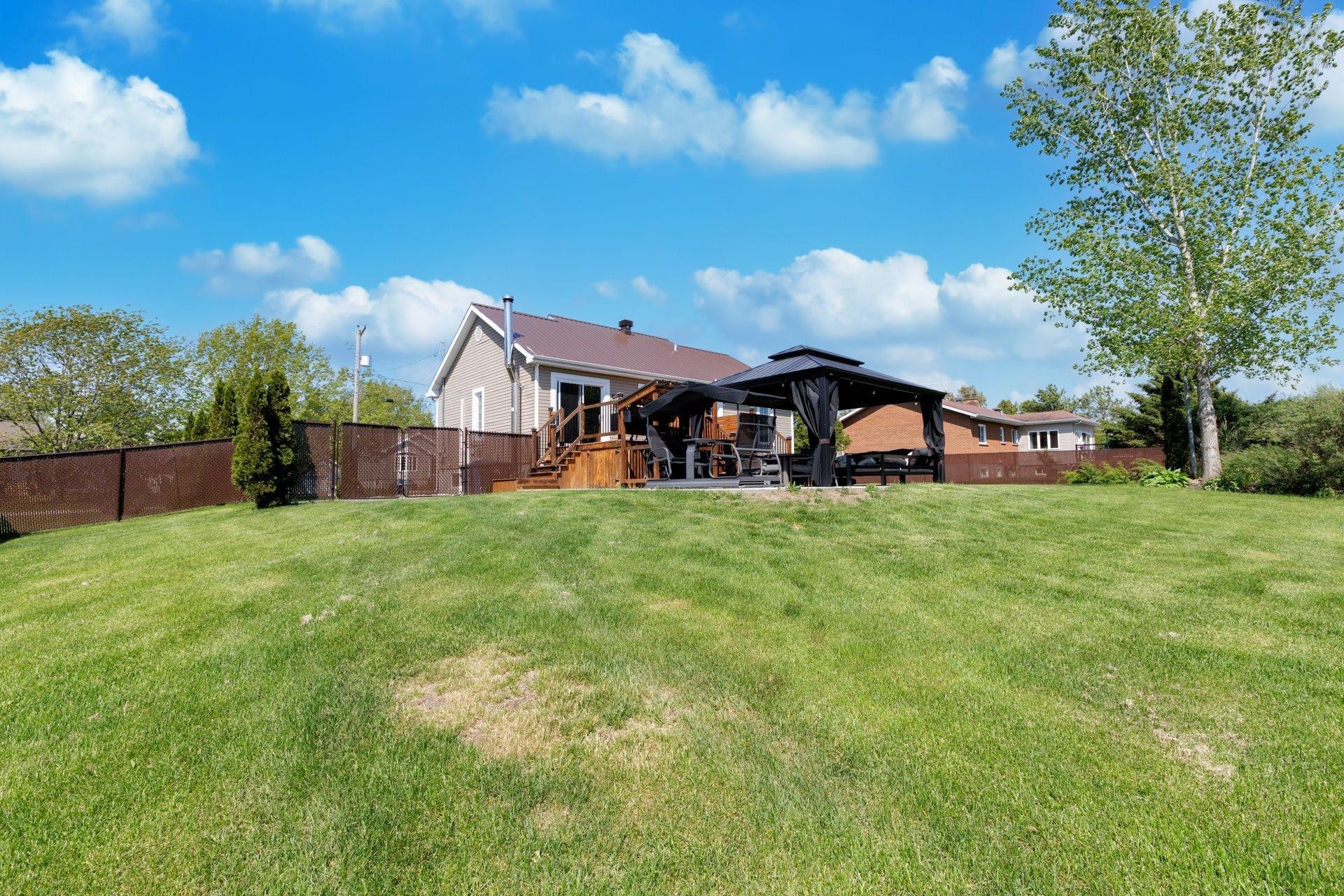 Courtyard - 2895 Rue Ste-Anne, Sainte-Justine-De-Newton, QC - Outdoor