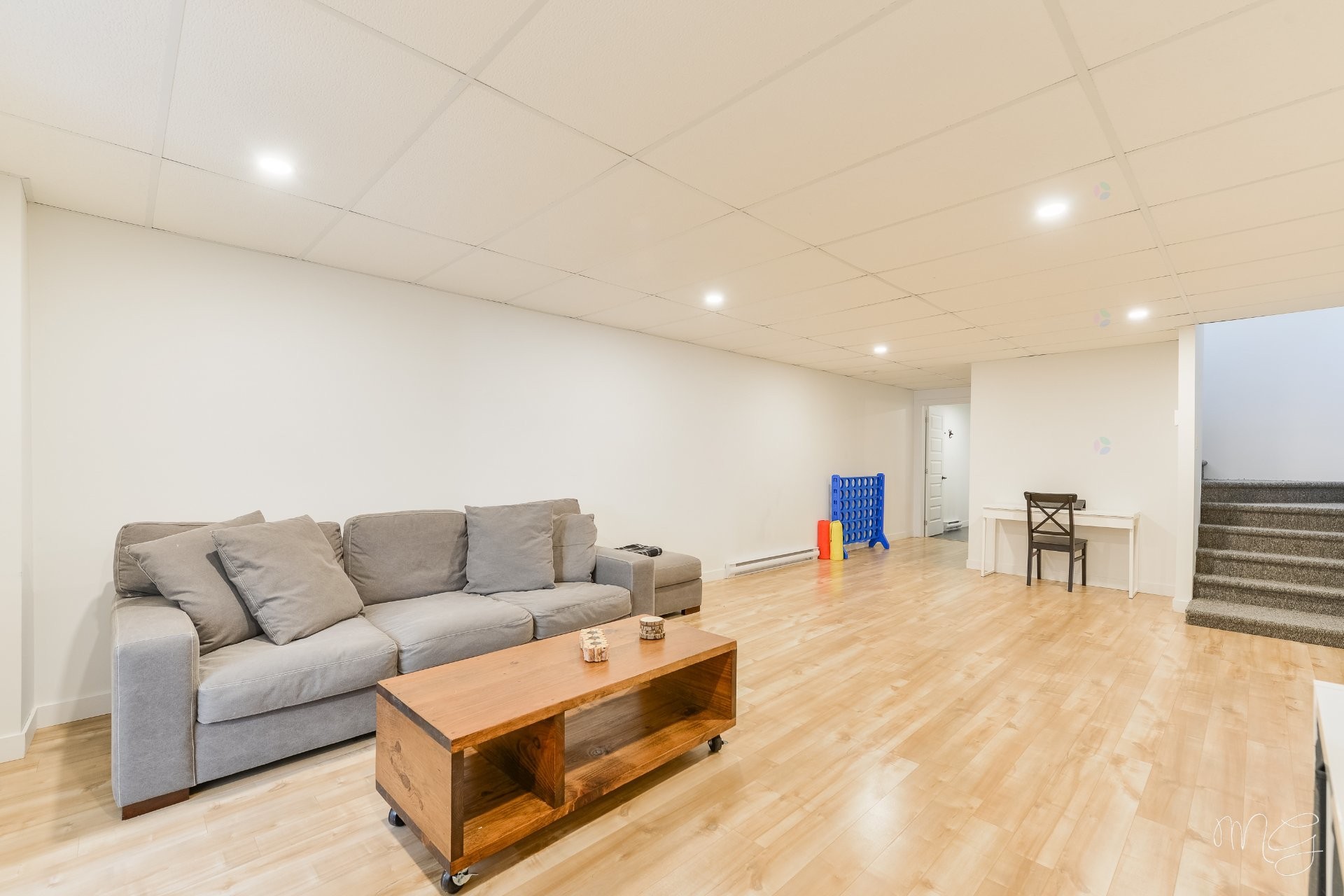 Salle familiale - 71 Rue Du Hameau, Saint-Côme, QC - Indoor