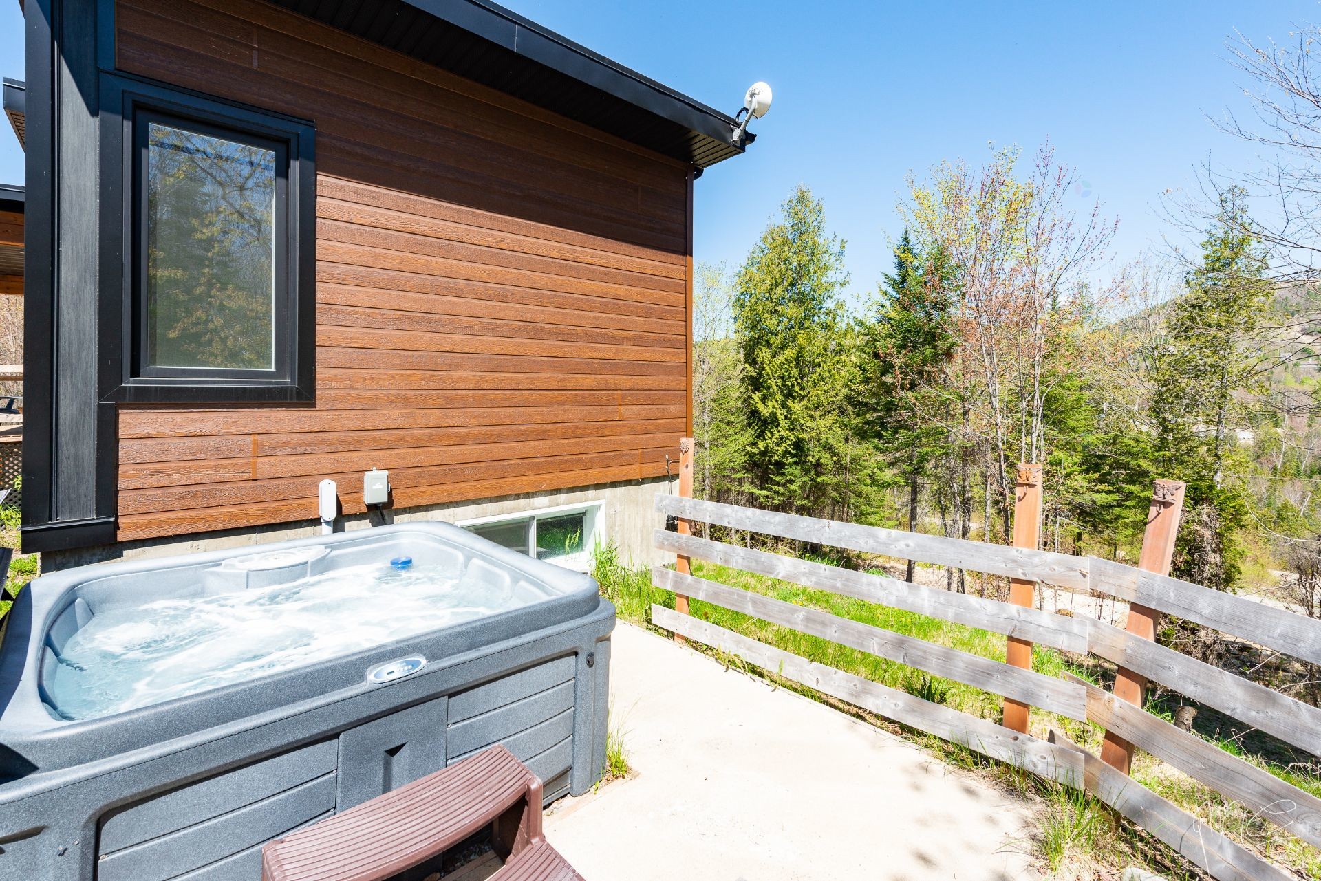 Spa - 71 Rue Du Hameau, Saint-Côme, QC - Outdoor With Exterior