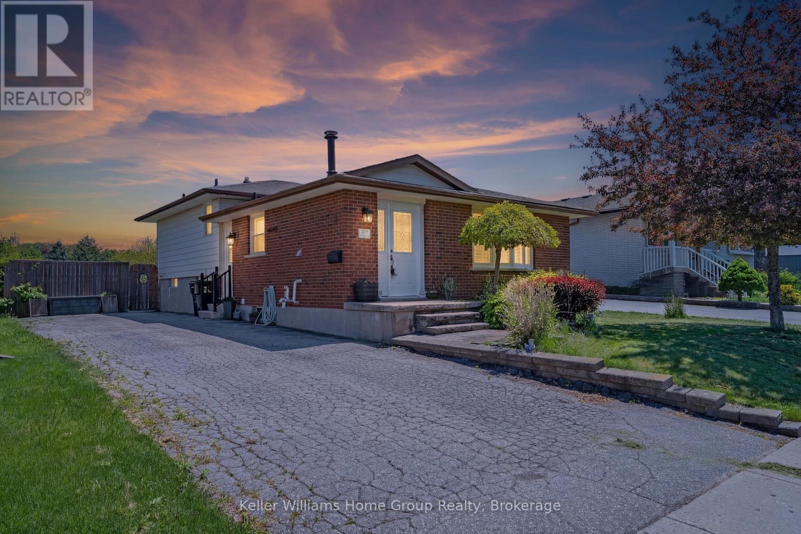 267 Bakersfield Drive, Cambridge, ON - Outdoor
