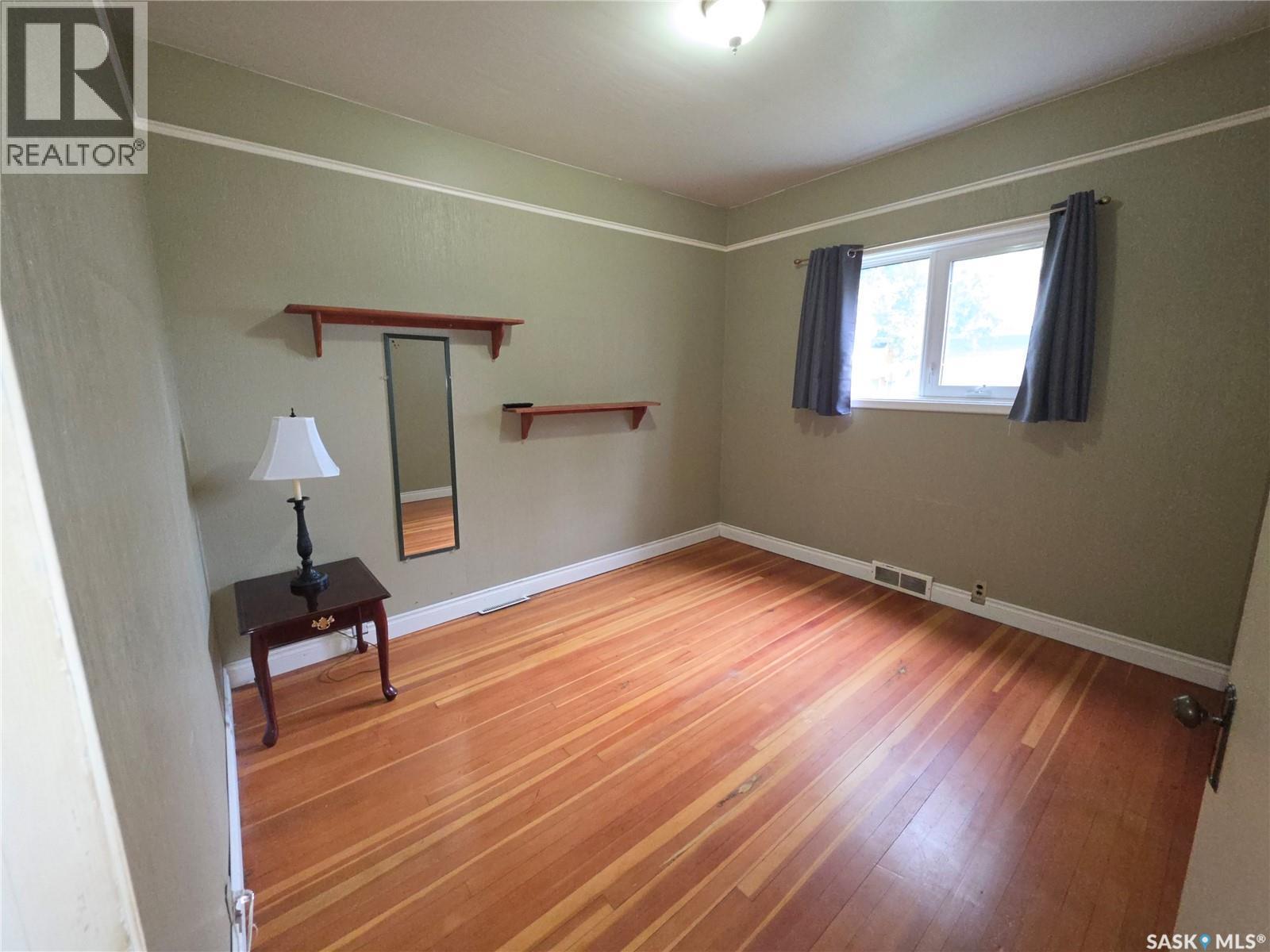 235 2Nd Avenue E, Unity, SK