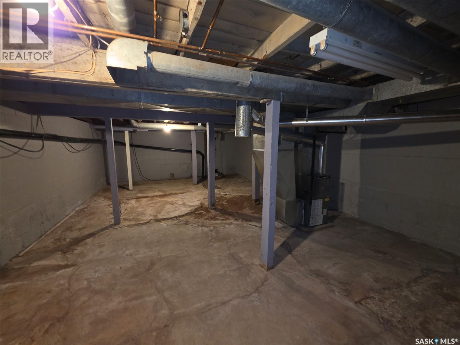 235 2Nd Avenue E, Unity, SK