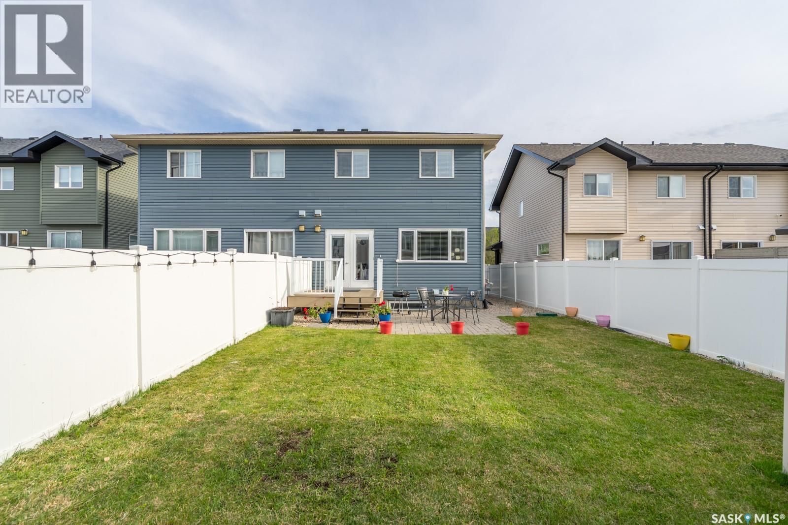 4510 Green Poplar Lane E, Regina, SK - Outdoor