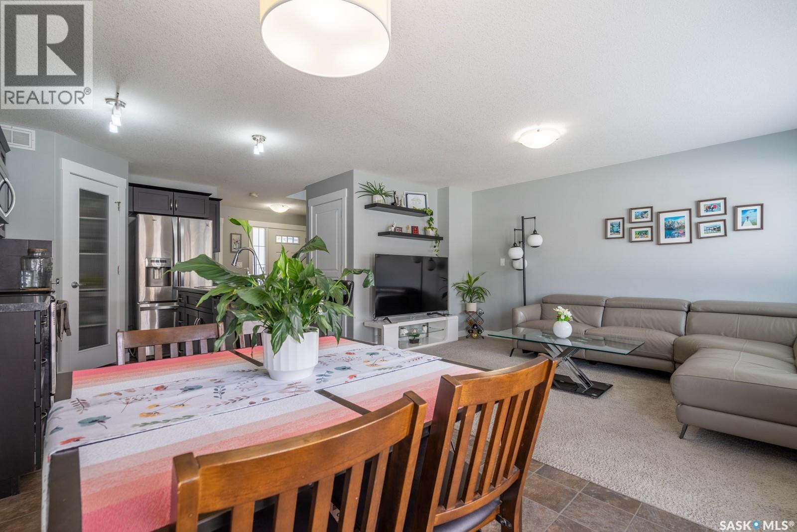 4510 Green Poplar Lane E, Regina, SK - Indoor