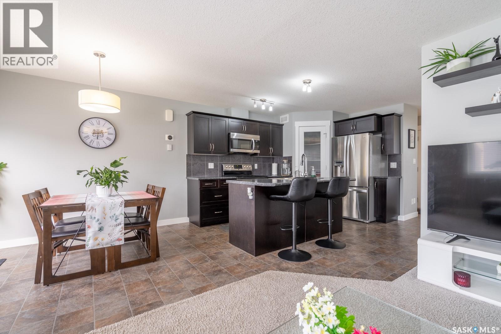4510 Green Poplar Lane E, Regina, SK - Indoor